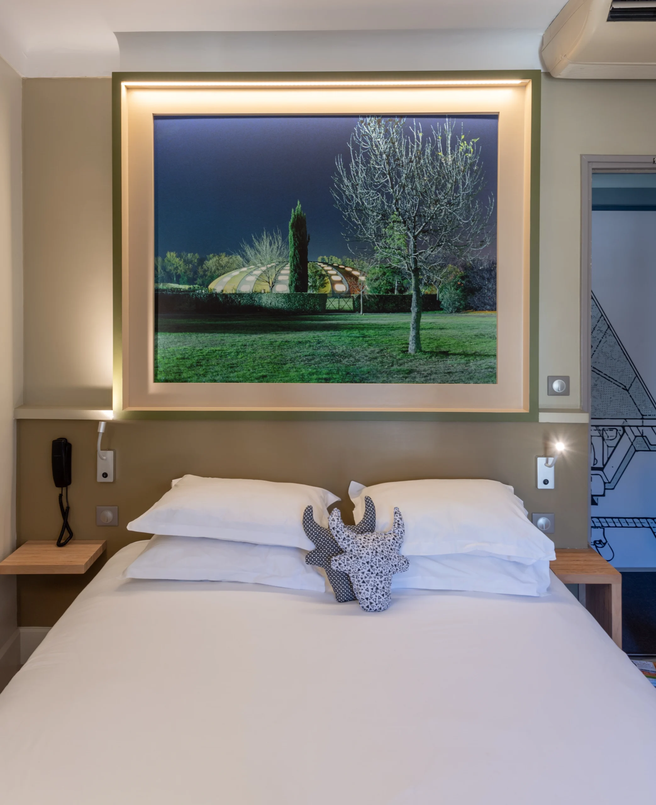 Hotel spa le calendal arles chambre 45 triple